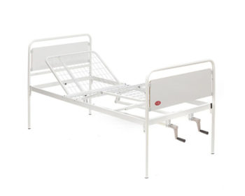 Manual two-crank recovery bed with side rails